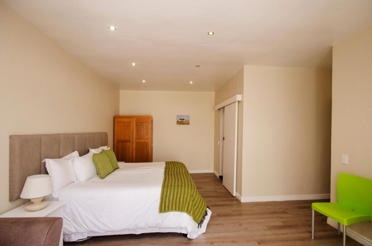 Small Bay Guest House Bloubergstrand Dış mekan fotoğraf