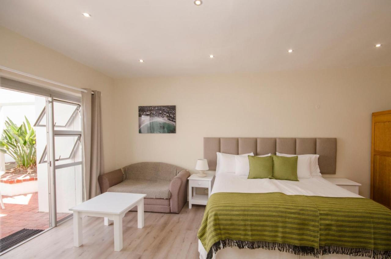 Small Bay Guest House Bloubergstrand Dış mekan fotoğraf